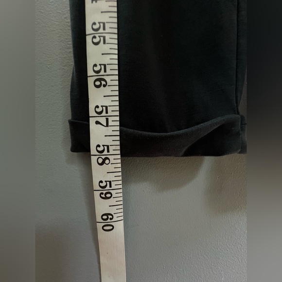 Forever 21 Black Jersey Jumsuit Low V Size S.
Lightweight, soft & comfortable - Picture 6 of 10